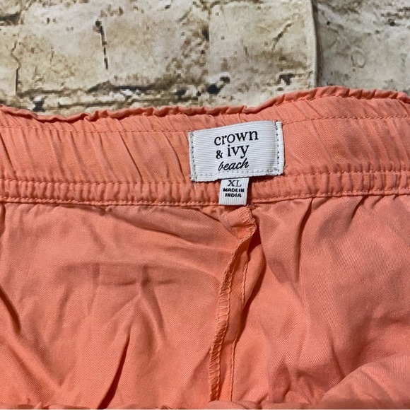 Crown & Ivy Peach Stretch Waist Lyocell Shorts - Picture 4 of 5